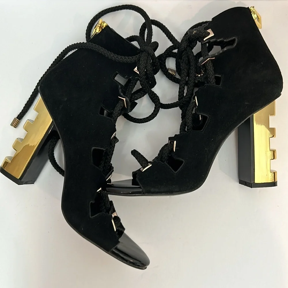 KAT MACONIE Betsy Suede Black Sandals Gold Heels Lace Up women’s size 5.5
